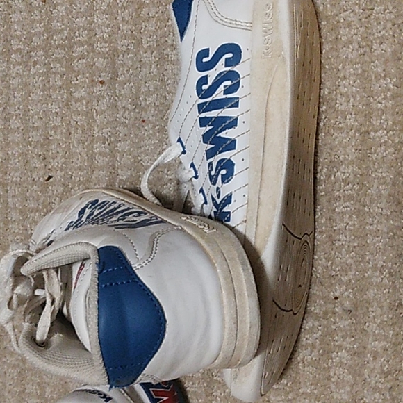 Set of 2 pairs K-SWISS Boys Sneakers size 3.5 - Picture 4 of 4
